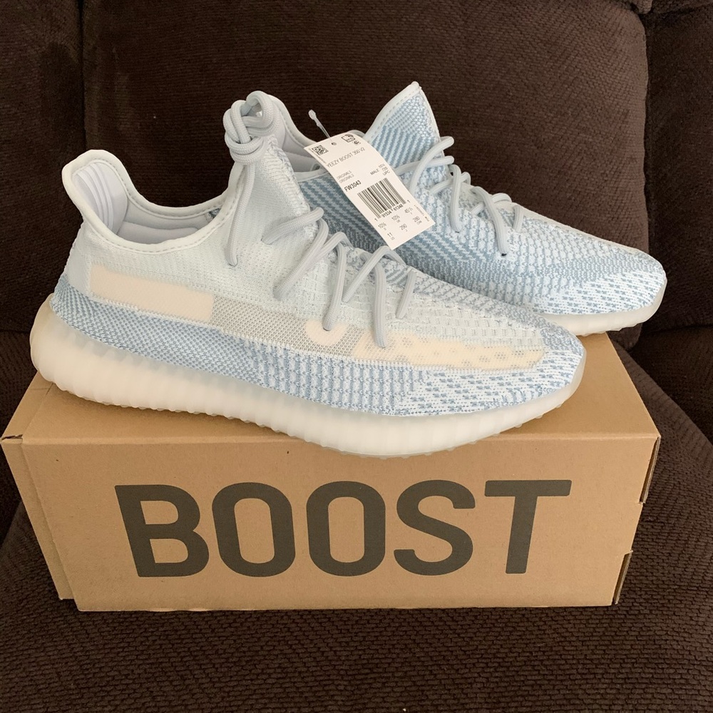 Yeezy Boost 350 V2